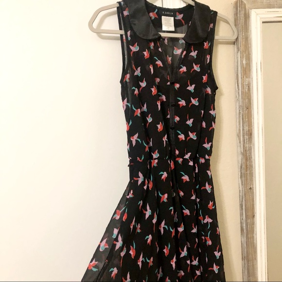 B.Darlin sleeveless Peter Pan collar button dress - Picture 6 of 10